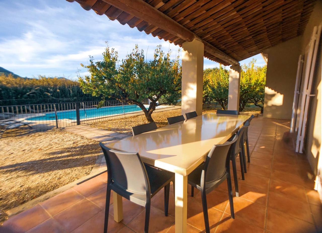 Villas De La Ferme Du Gros Noyer Malaucène Esterno foto