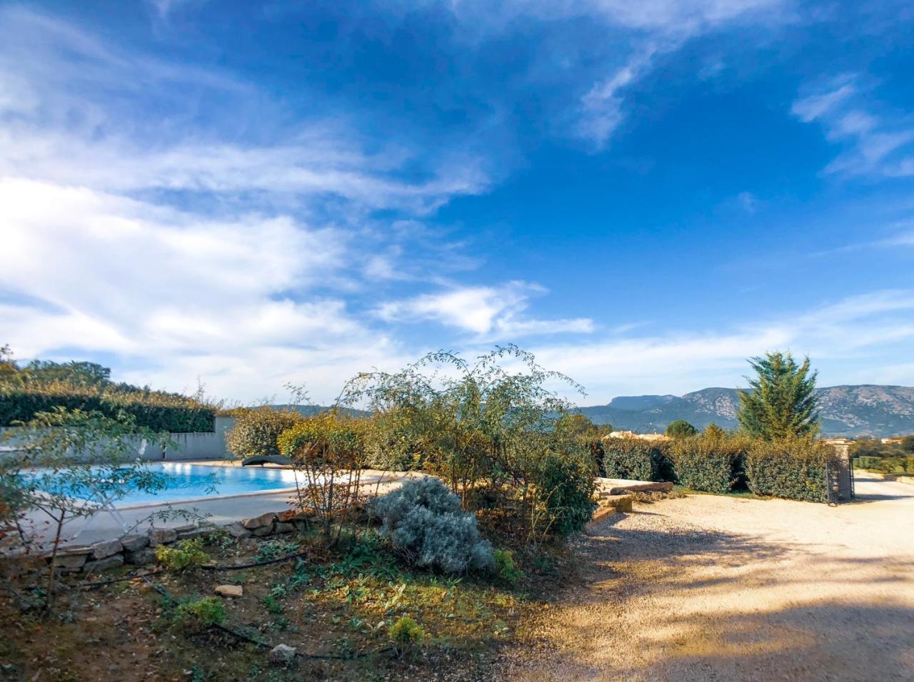 Villas De La Ferme Du Gros Noyer Malaucène Esterno foto